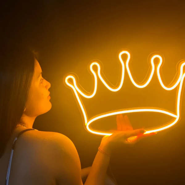 Crown Neon Light Sign