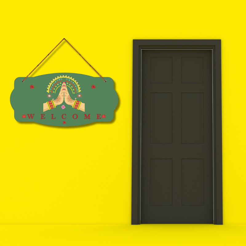 "Welcome" wall hanging